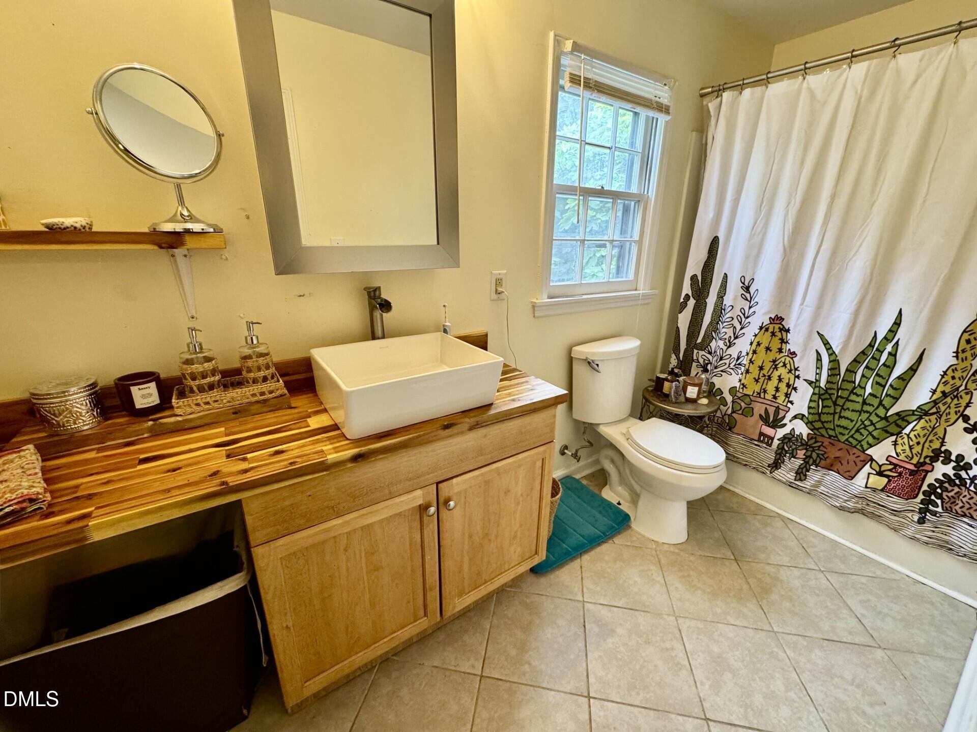 3120 Gibson Road Durham, NC 27703 - Photo 17 of 29 MASTER BATH