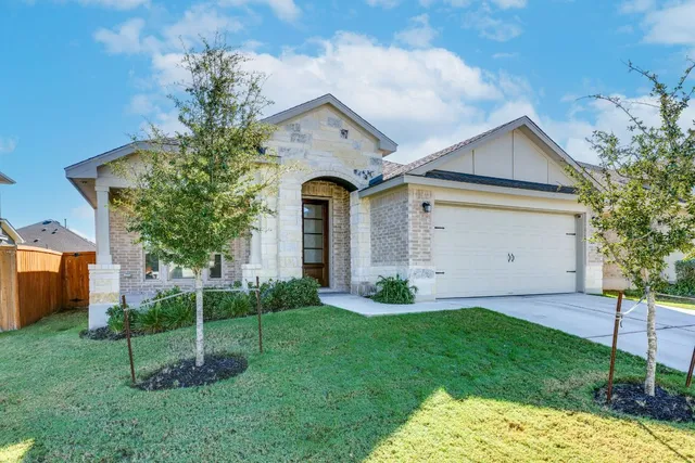 $375,000 | 122 Biscayne Bay Bend, Kyle, TX 78640