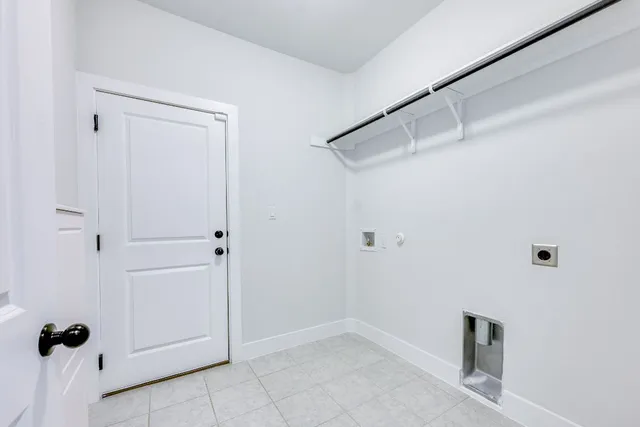 $375,000 | 122 Biscayne Bay Bend, Kyle, TX 78640