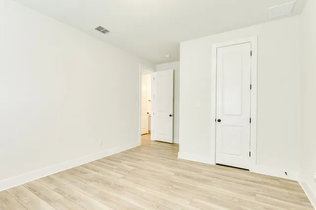 $375,000 | 122 Biscayne Bay Bend, Kyle, TX 78640