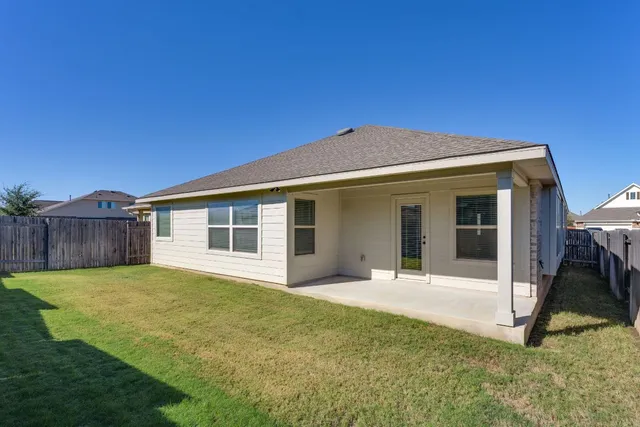 $375,000 | 122 Biscayne Bay Bend, Kyle, TX 78640