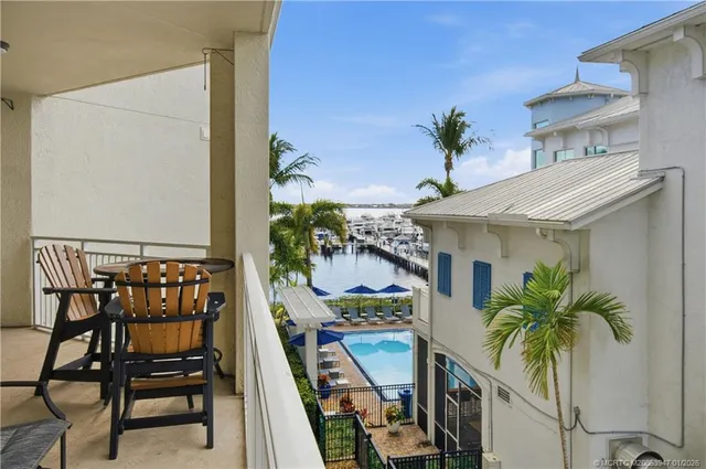 $2,750 | 975 Northwest Flagler Avenue, Unit 307, Stuart, FL 34994