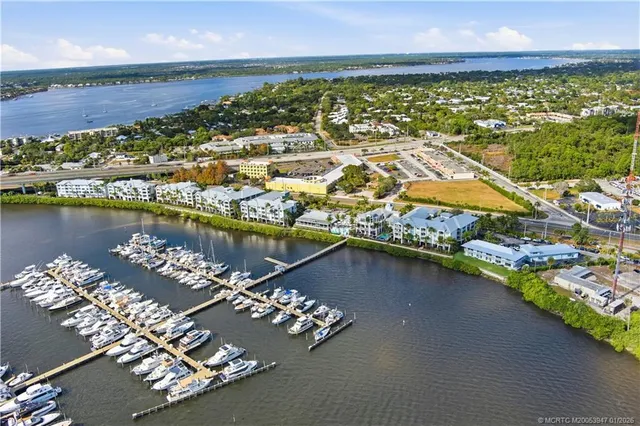 $2,750 | 975 Northwest Flagler Avenue, Unit 307, Stuart, FL 34994