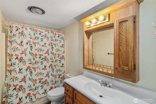 $70,000 | 11122 127th St Court East, Unit 10, Puyallup, WA 98374