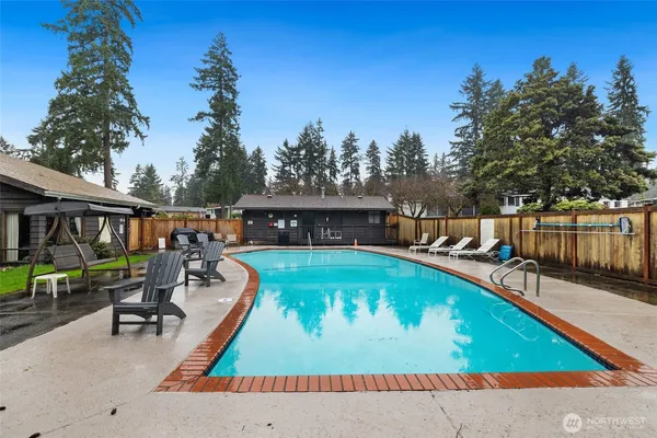$70,000 | 11122 127th St Court East, Unit 10, Puyallup, WA 98374