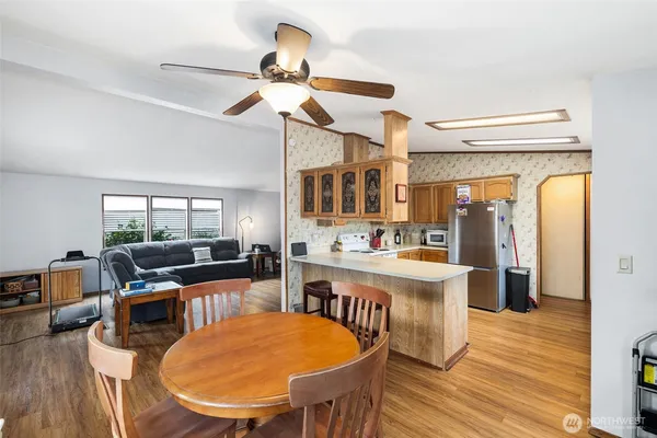 $70,000 | 11122 127th St Court East, Unit 10, Puyallup, WA 98374