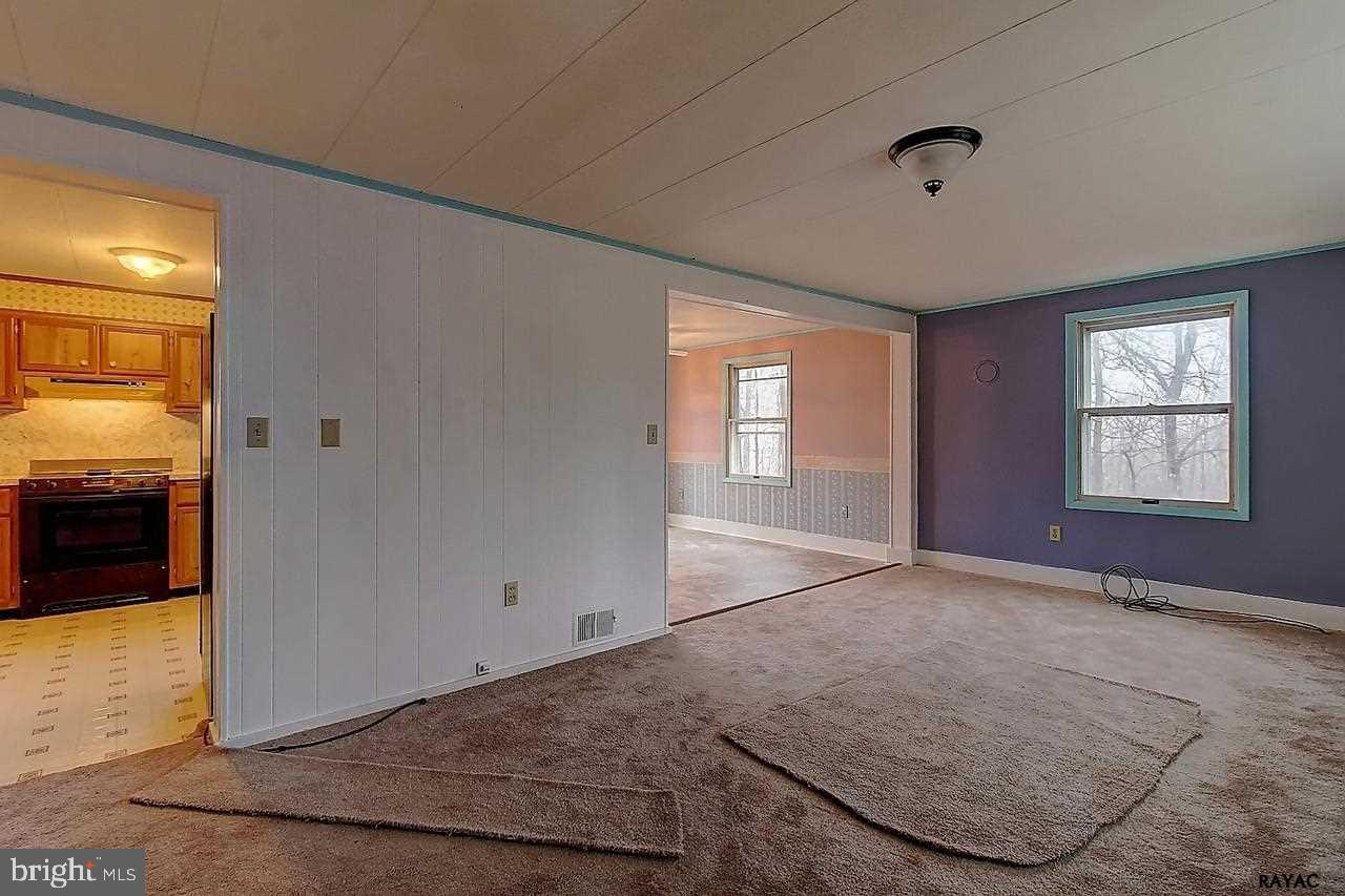 740 Stoops Road Fairfield, PA 17320 - Photo 2 of 30