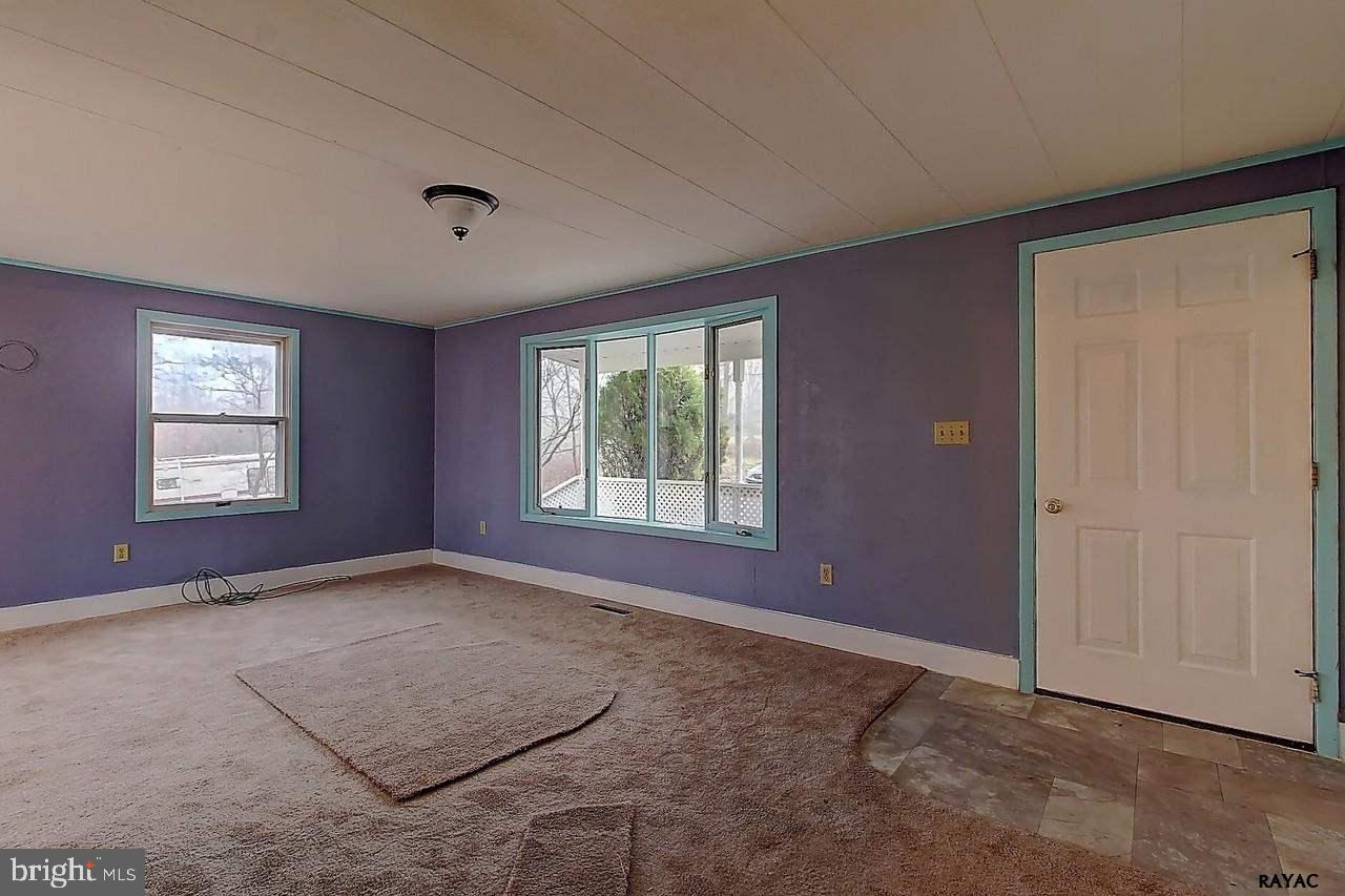 740 Stoops Road Fairfield, PA 17320 - Photo 3 of 30