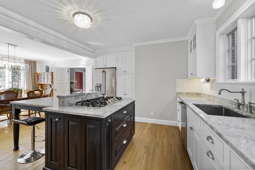 67 Dewson Road Quincy, MA 02169 - Photo 3 of 40 Gallery Image 3