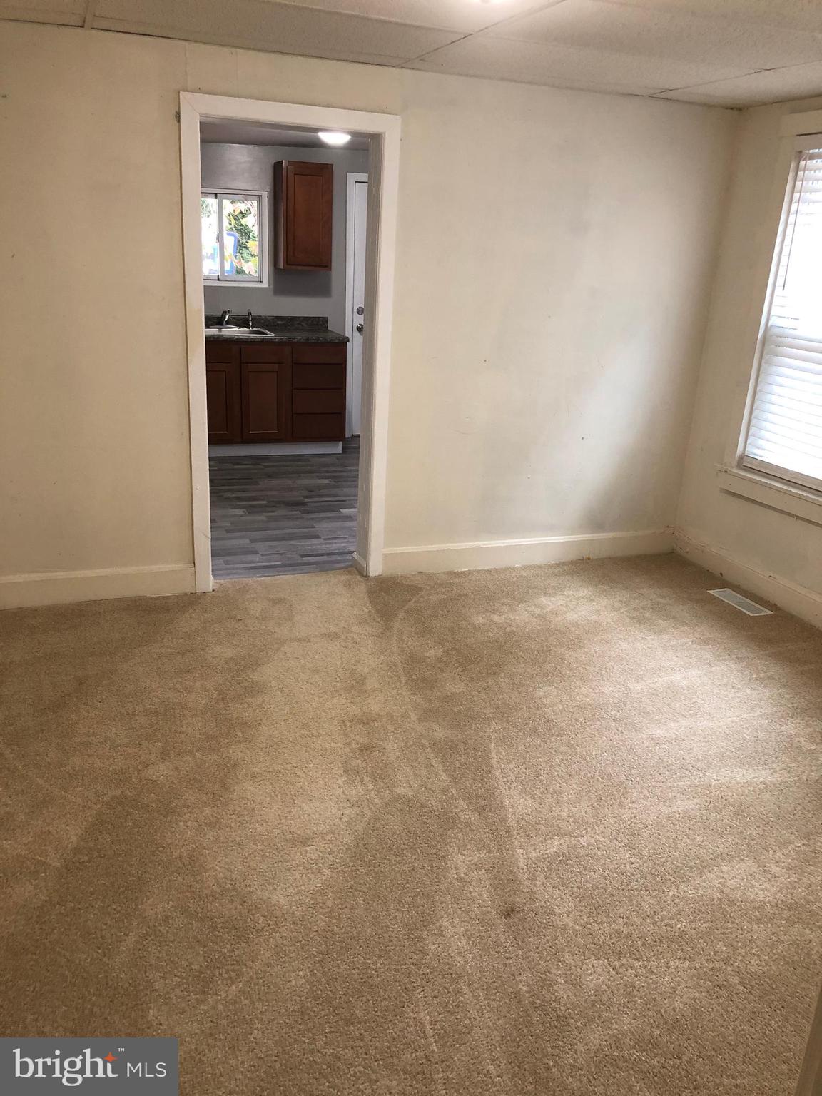 1131 Walnut Street Chester, PA 19013 - Photo 5 of 22