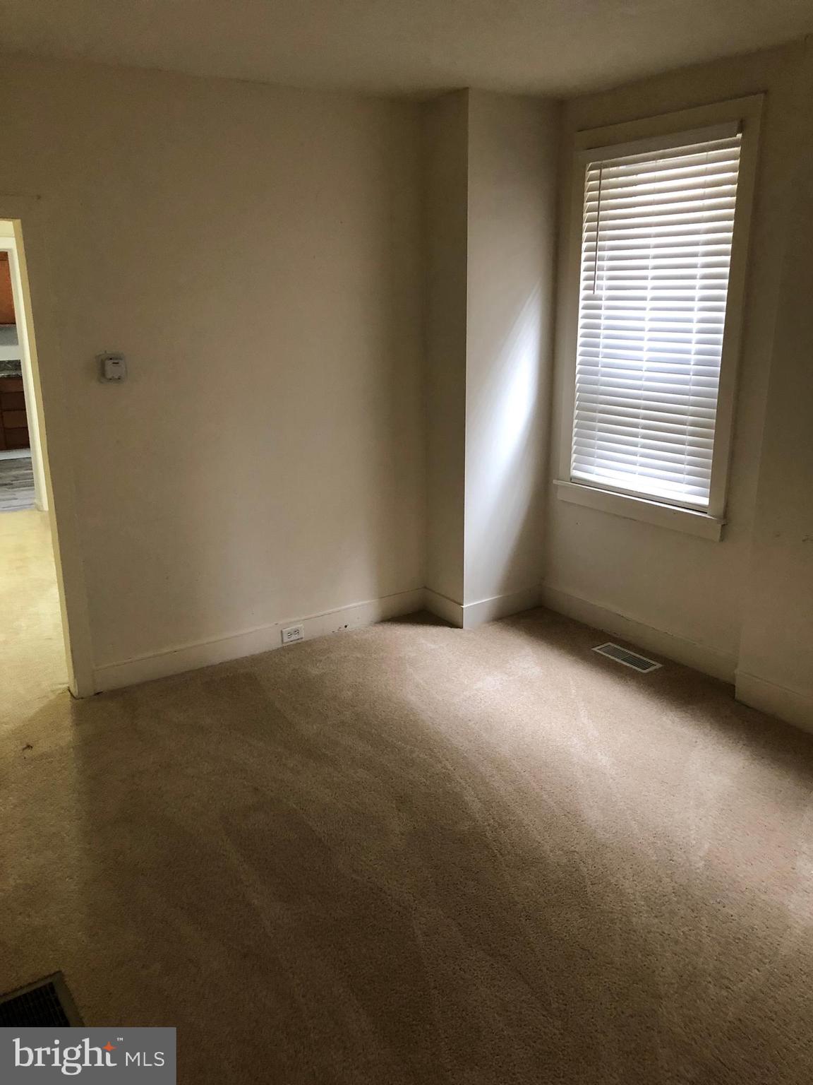 1131 Walnut Street Chester, PA 19013 - Photo 6 of 22