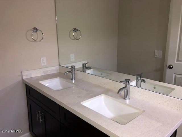 2746 East Chipman Road Phoenix, AZ 85040 - Photo 8 of 18 c7