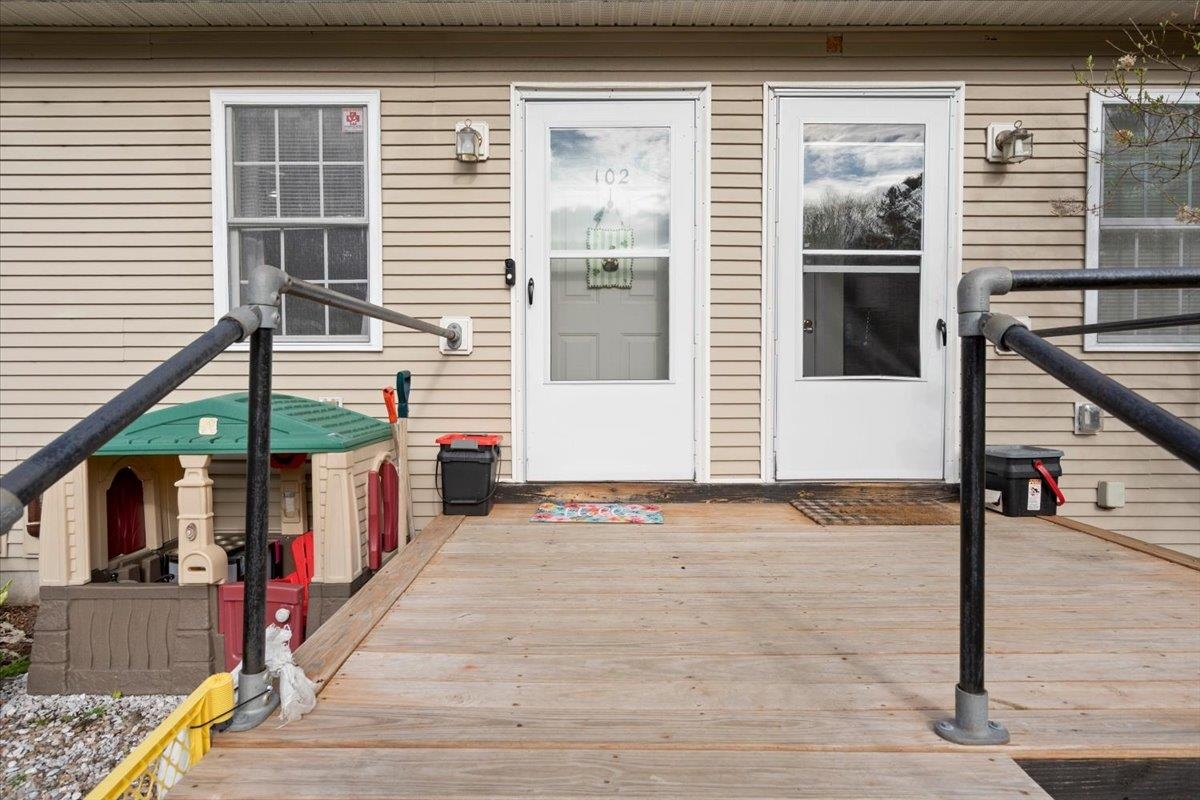 14 Ritchie Avenue, Unit 102 Milton, VT 05468 - Photo 18 of 20
