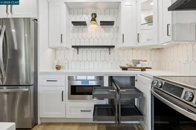 $638,000 | 2101 Golden Rain Road, Unit 14, Walnut Creek, CA 94595