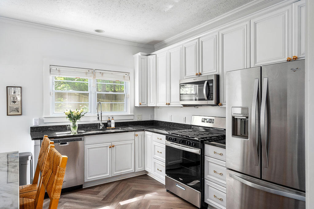 330 Chesterfield Street North Aiken, SC 29801 - Photo 23 of 58