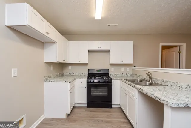 $1,645 | 129 Tillman Court, McDonough, GA 30253