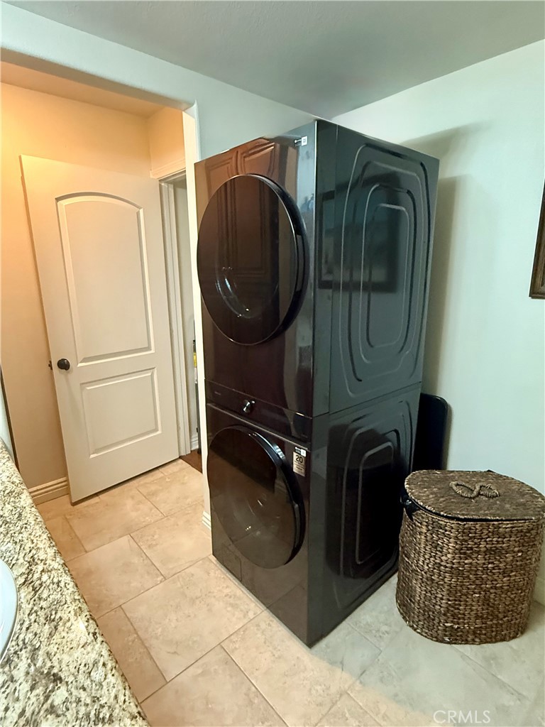 199 Avenida Majorca, Unit C Laguna Woods, CA 92637 - Photo 23 of 30 a living room with furniture