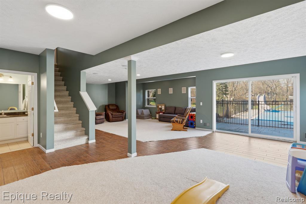 2234 Ridgewood Drive Howell, MI 48843 - Photo 23 of 35 Gallery Image 23
