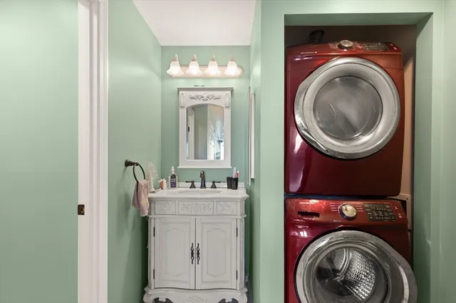 $590,000 | 350 Revere Beach, Unit 34P, Revere, MA 02151