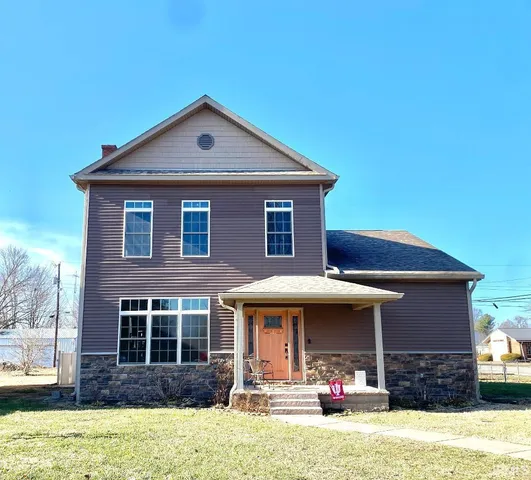 $259,900 | 28 North Edwards Street, Worthington, IN 47471