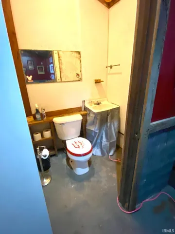 $259,900 | 28 North Edwards Street, Worthington, IN 47471