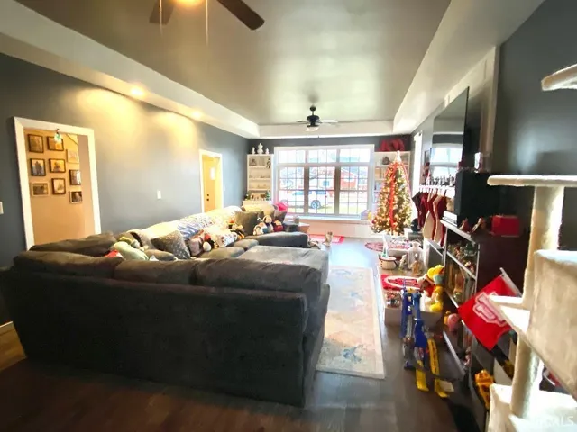 $259,900 | 28 North Edwards Street, Worthington, IN 47471