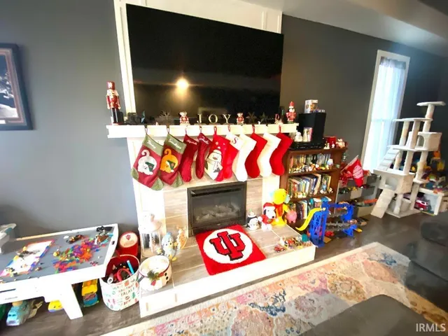 $259,900 | 28 North Edwards Street, Worthington, IN 47471