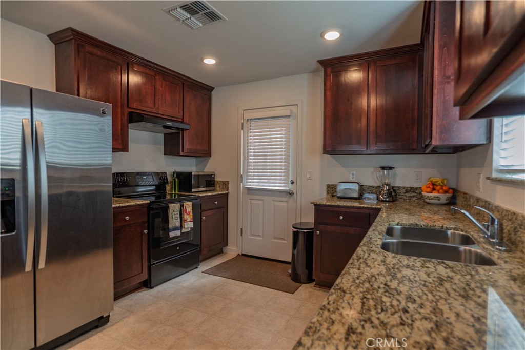 714 Dean Court Merced, CA 95341 - Photo 11 of 51