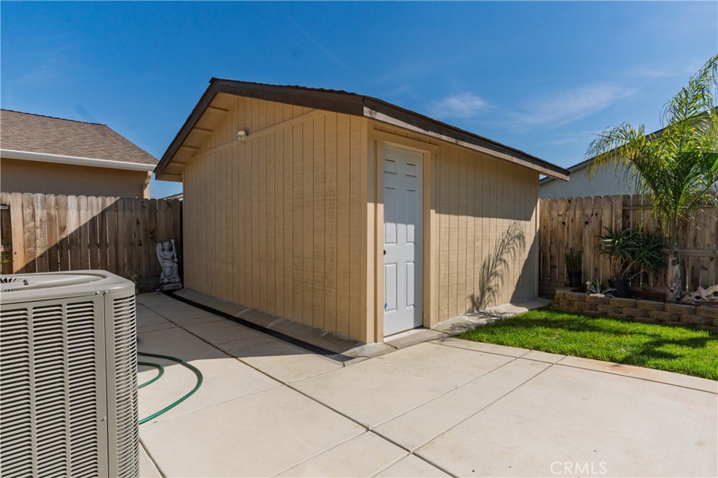 714 Dean Court Merced, CA 95341 - Photo 34 of 51