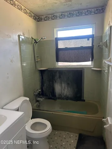 $150,000 | 4544 Melvin Circle West, Jacksonville, FL 32210