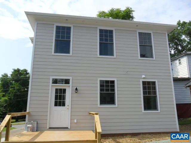 $4,375 | 1411 Gordon Avenue, Charlottesville, VA 22903