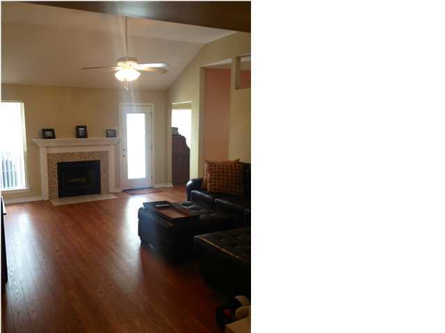 415 Sandy Ridge Circle Mary Esther, FL 32569 - Photo 6 of 22 Gallery Image 6