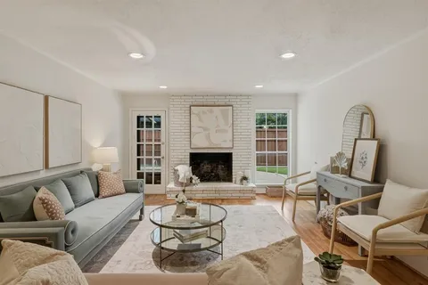 $3,900 | 6106 Rincon Way, Dallas, TX 75214