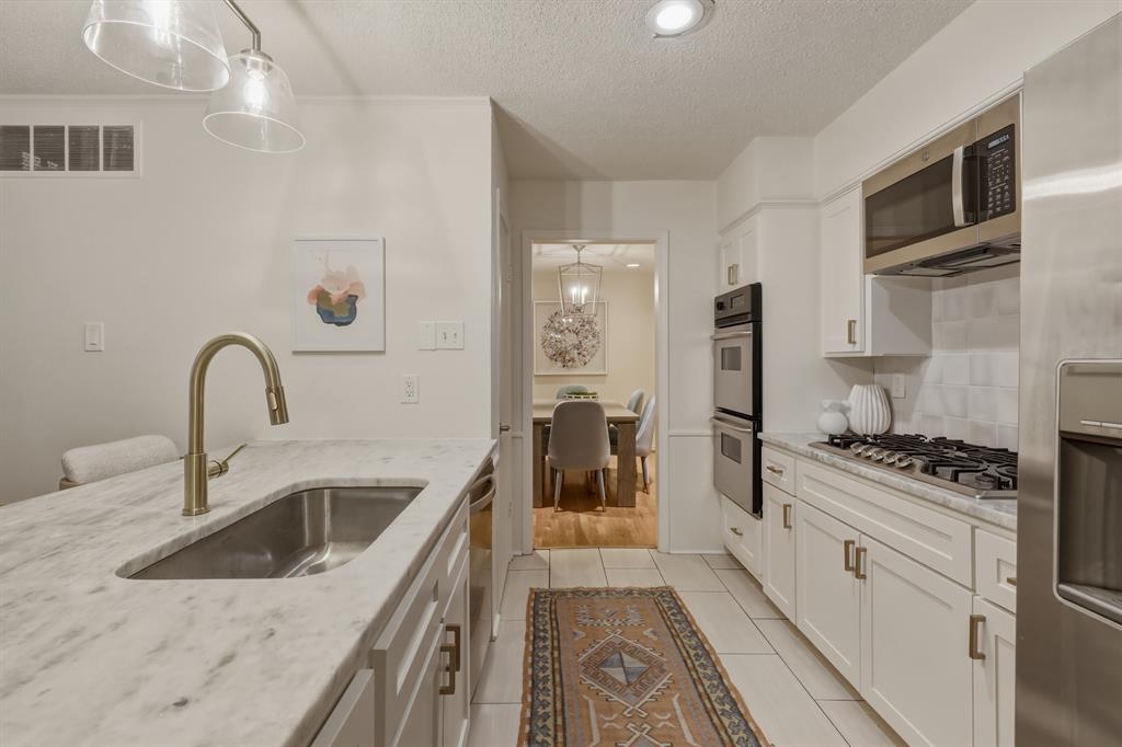 6106 Rincon Way Dallas, TX 75214 - Photo 7 of 27
