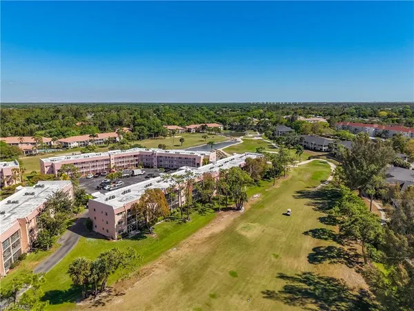 $169,500 | 180 Turtle Lake Court, Unit 206, Naples, FL 34105