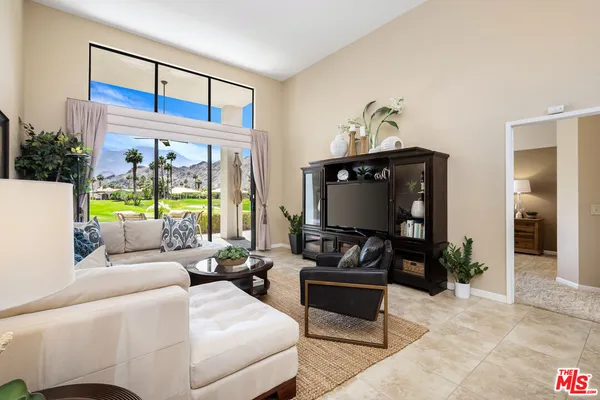 $2,950 | 54137 Oak-Hill, La Quinta, CA 92253