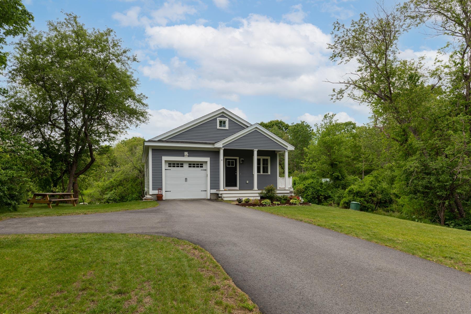 21 Adams Road Kittery, ME 03904 - Photo 3 of 38 Secoast-Re-Photos-2
