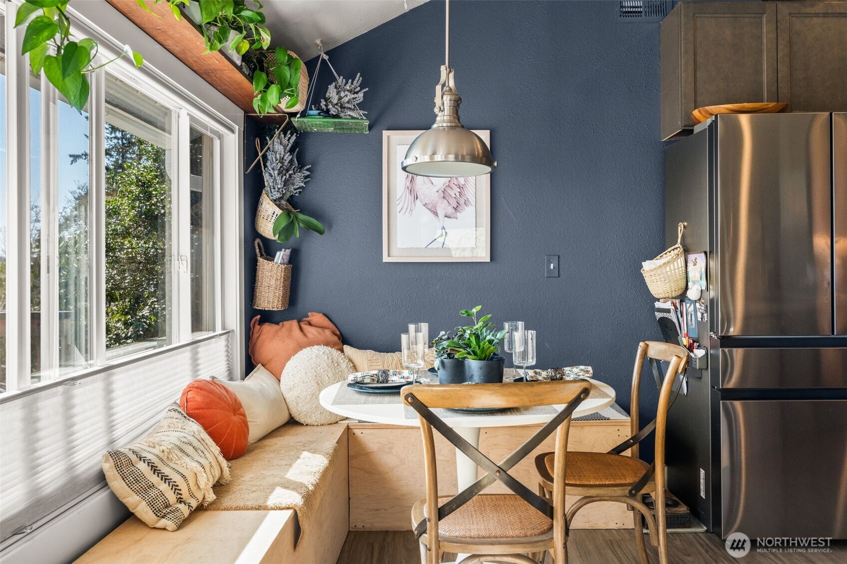 2827 Alder Street Bremerton, WA 98310 - Photo 8 of 35 a outdoor living space with furniture