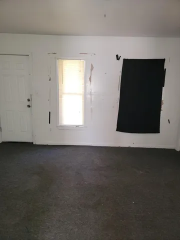 $58,000 | 5220 University Place, Detroit, MI 48224