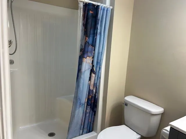 $2,300 | 1038 High Meadow Drive, Tallahassee, FL 32311