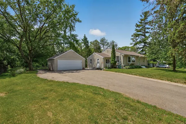 $350,000 | 11311 Lorry Lane West, Minnetonka, MN 55305