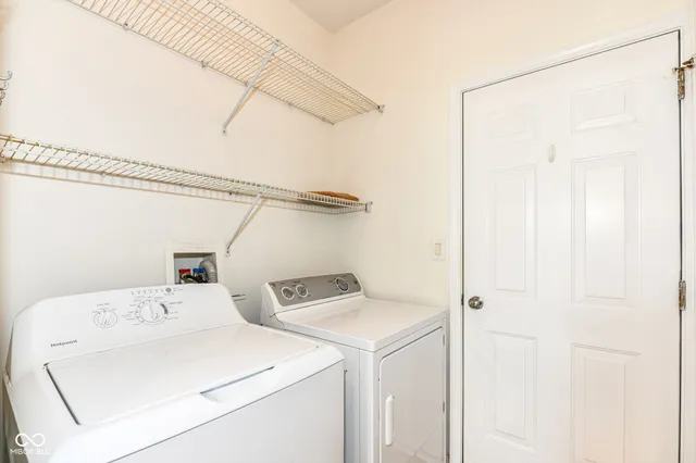 $2,000 | 4012 Weston Pointe Drive, Zionsville, IN 46077