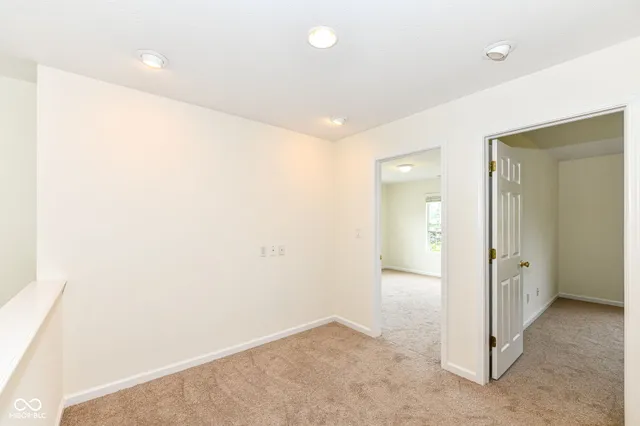 $2,000 | 4012 Weston Pointe Drive, Zionsville, IN 46077