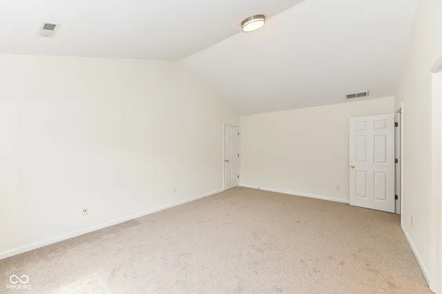 $2,000 | 4012 Weston Pointe Drive, Zionsville, IN 46077