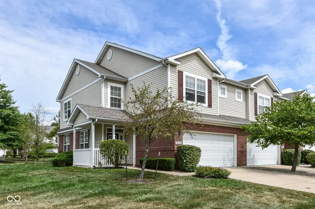 $2,000 | 4012 Weston Pointe Drive, Zionsville, IN 46077