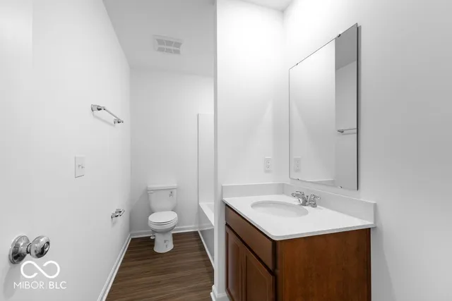 $268,999 | 2043 White Oak Lane, Shelbyville, IN 46176