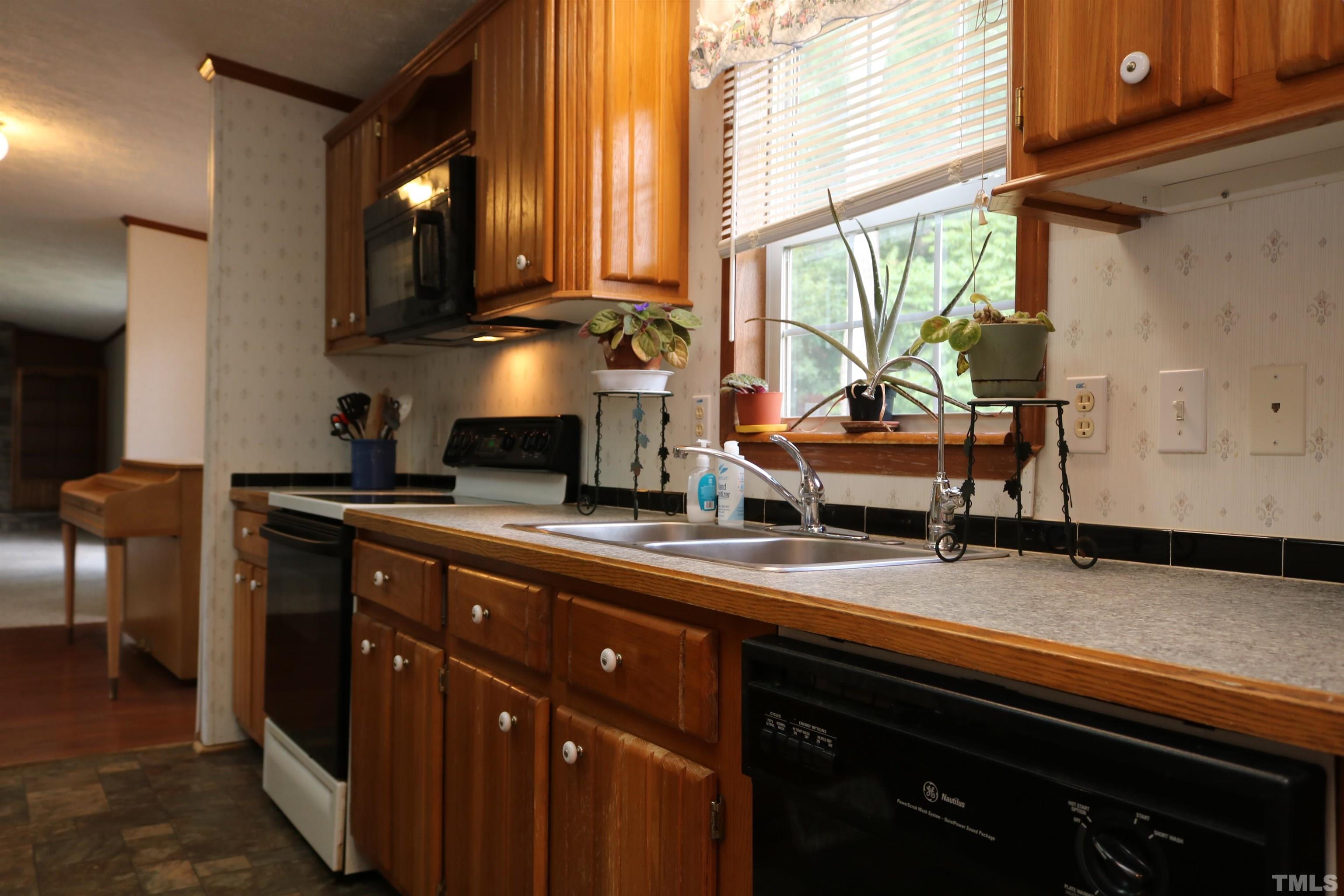 4840 Rabbit Run Drive Haw River, NC 27258 - Photo 10 of 50 Gallery Image 10