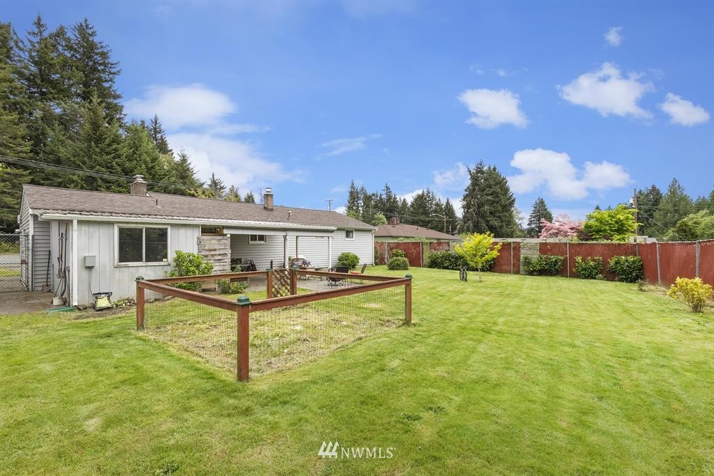 1715 Rocky Point Road Northwest Bremerton, WA 98312 - Photo 13 of 14 Gallery Image 13