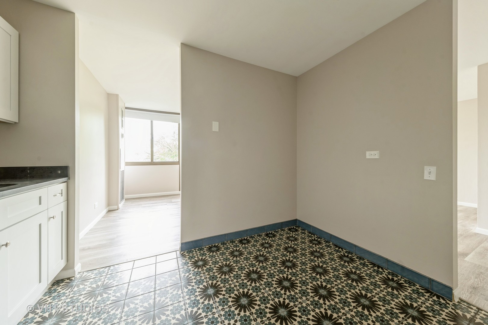 4850 South Lake Park Avenue, Unit 512 Chicago, IL 60615 - Photo 11 of 18