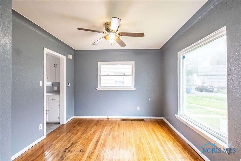 604 Waybridge Road Toledo, OH 43612 - Photo 8 of 28 Gallery Image 8